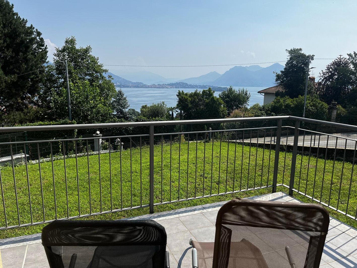 Magicview Baveno Apartment With Garden And Lake View Exterior photo
